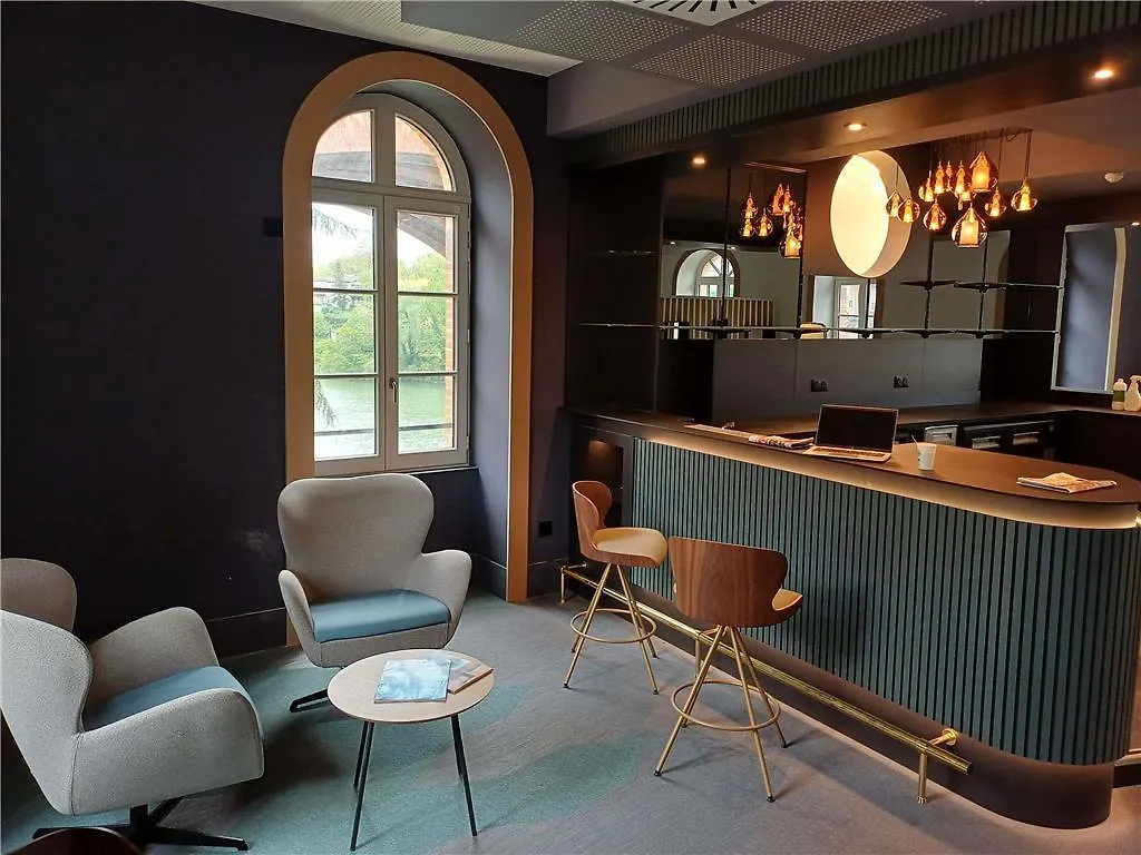 Mercure Albi Bastides 4*,