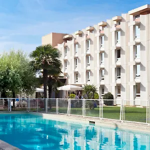 Hotel Novotel Aeroport Cap 3000
