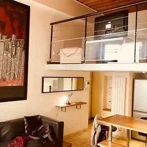 https://le-calme-de-lopera.hotels-rhonealpes.com